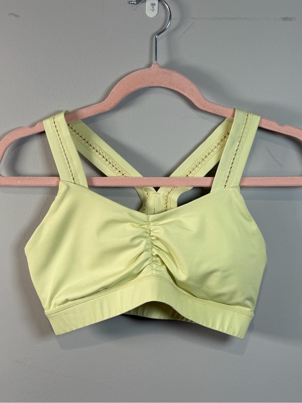Handful Women’s Light Yellow/Green Ruched Front Sports Bralette Bra Size Small - Picture 5 of 5